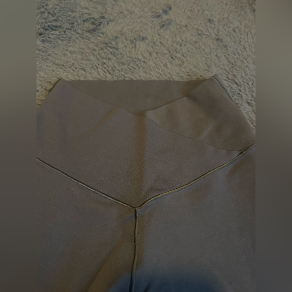Aerie Offline cross waist dark gray leggings, size small - Picture 2 of 5